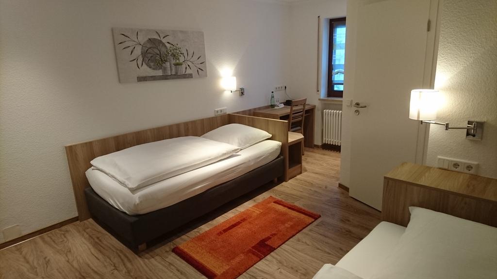 Gasthof Weisses Lamm Nürnberg Szoba fotó